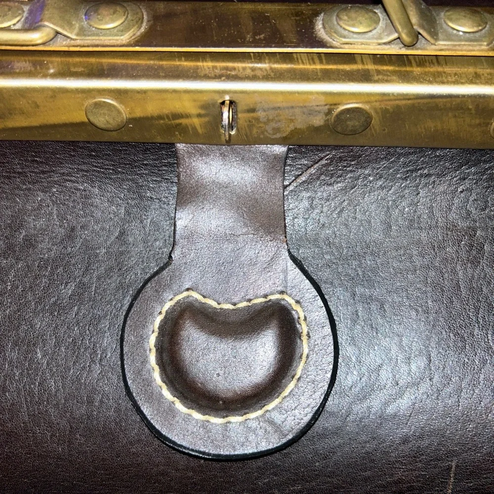 The Doctor’s Bag - Picture 15 of 17